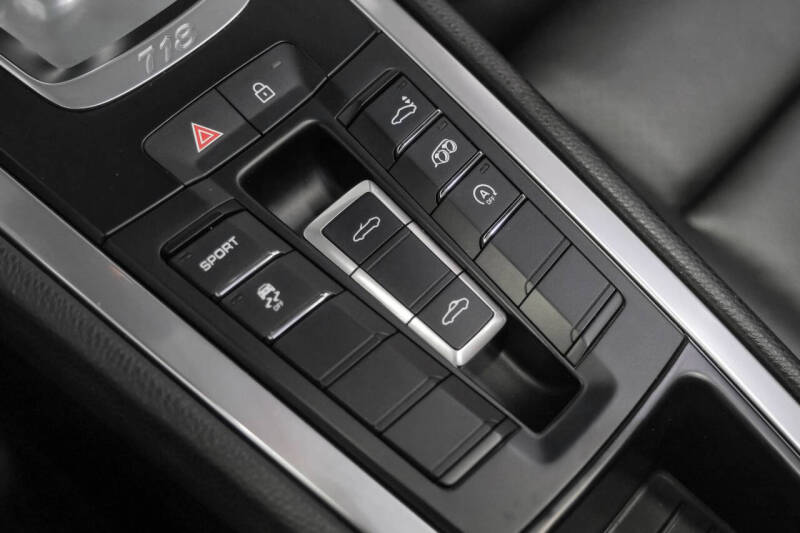 2020 Porsche 718 Boxster