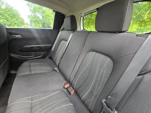 2015 Chevrolet Sonic LT Auto