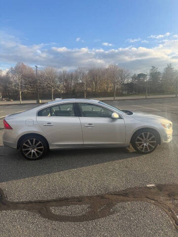 2015 Volvo S60 T5 Premier Plus