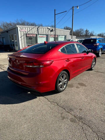 2017 Hyundai Elantra SE