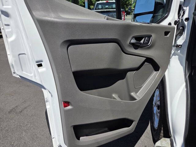 2025 Ford Transit