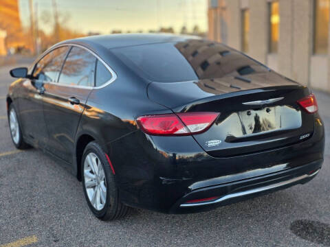 2015 Chrysler 200 Limited