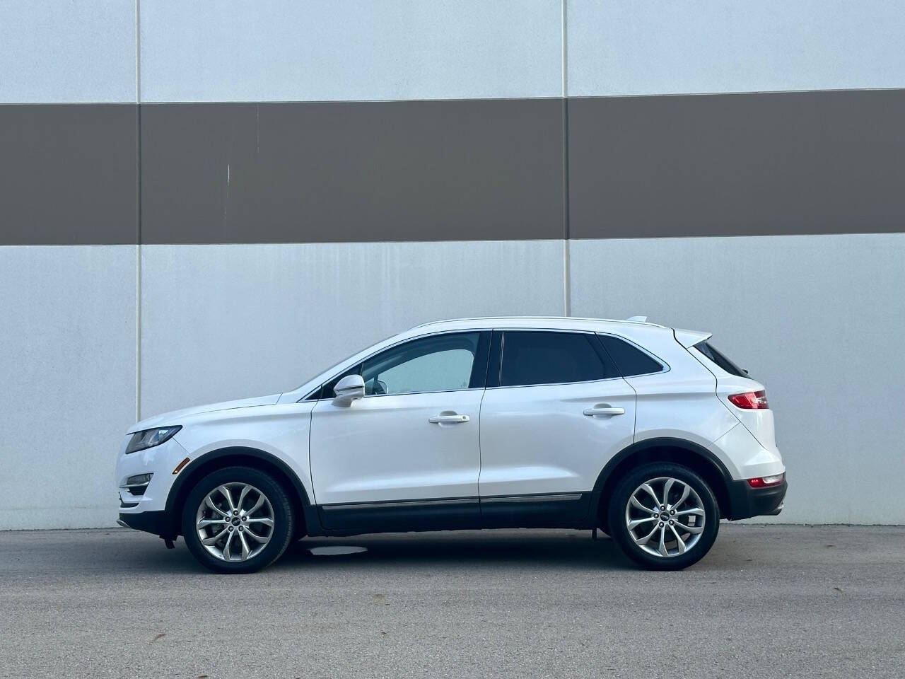 2019 Lincoln MKC for sale at Phoenix Motor Co in Romulus, MI