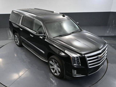 2017 Cadillac Escalade ESV Luxury