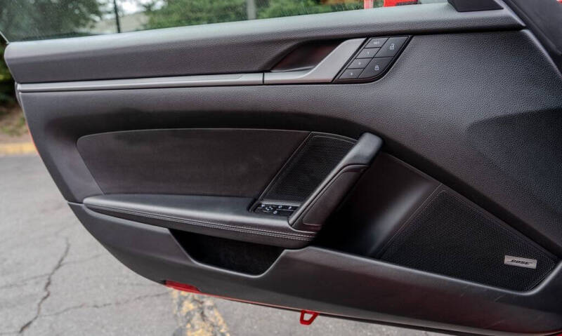 2024 Porsche 911 Carrera