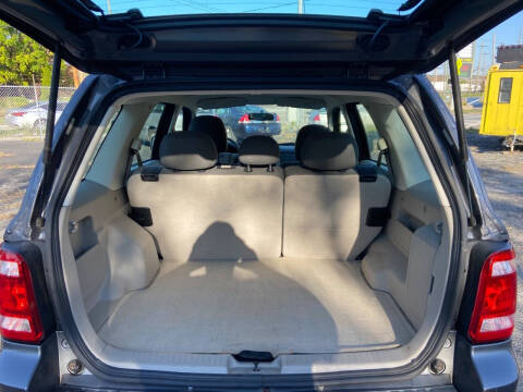 2009 Ford Escape XLS