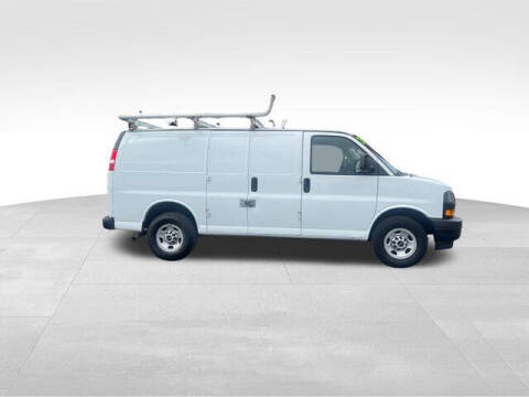 2023 GMC Savana 2500