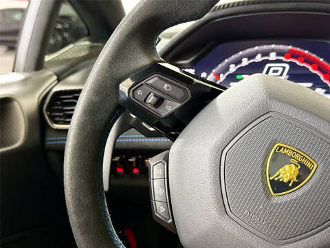 2021 Lamborghini Huracan STO