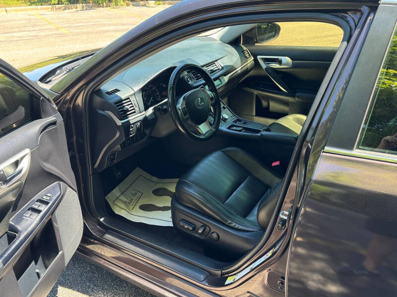 2013 Lexus CT 200h