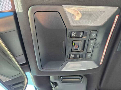 2024 Toyota RAV4 Prime SE