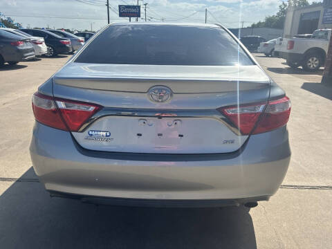 2017 Toyota Camry SE