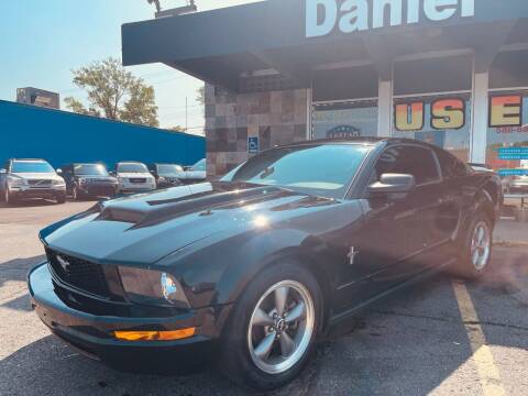 2006 Ford Mustang for sale at Daniel Auto Sales inc in Clinton Township MI