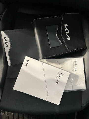 2022 Kia Telluride LX