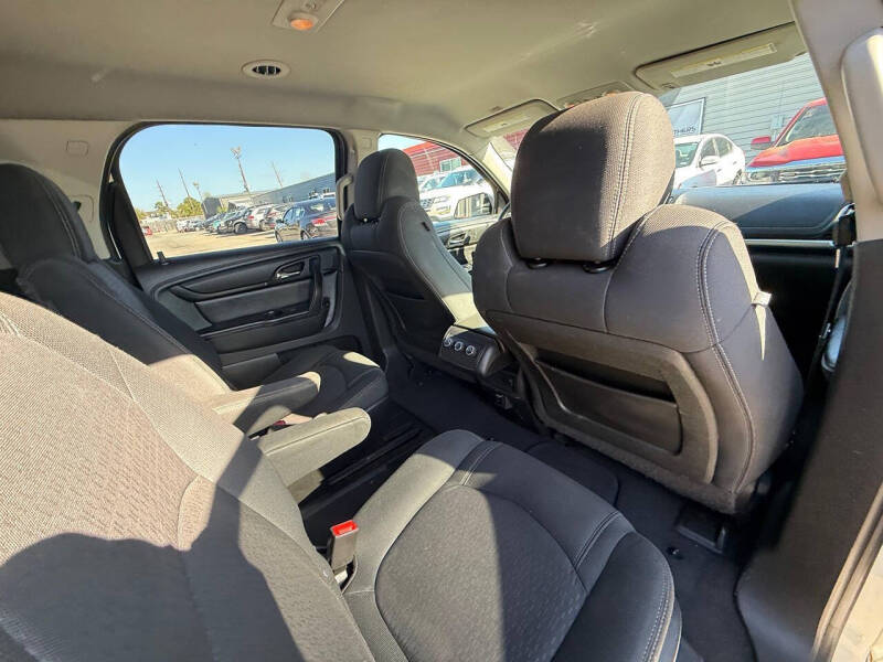 2015 GMC Acadia SLE-2