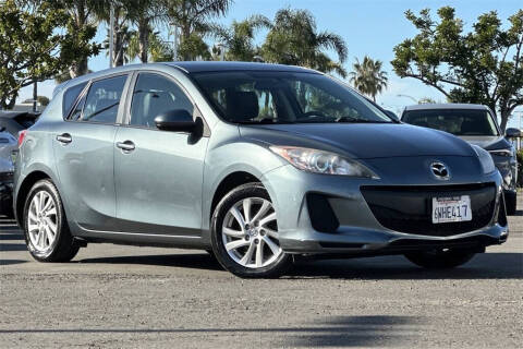 2012 Mazda MAZDA3 i Grand Touring