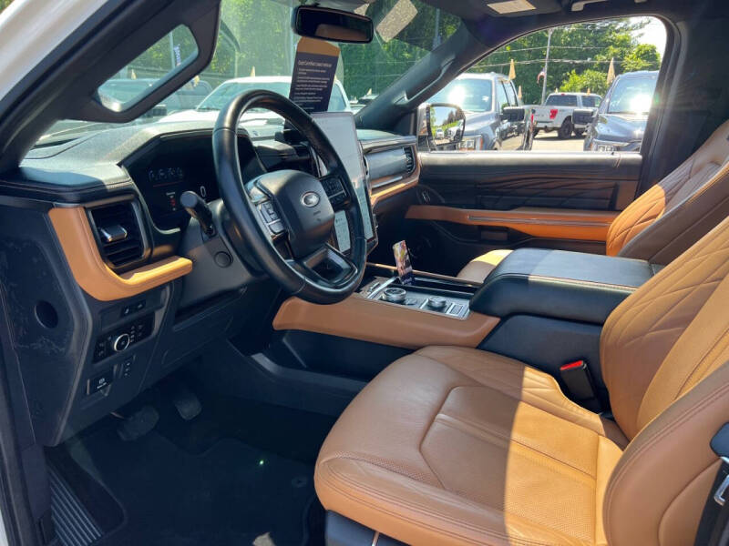 2023 Ford Expedition MAX Platinum