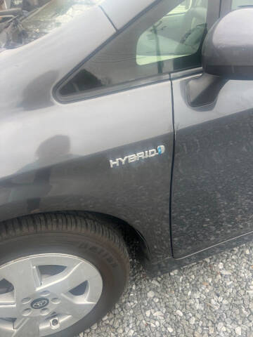 2010 Toyota Prius III