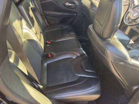 2020 Jeep Cherokee Trailhawk