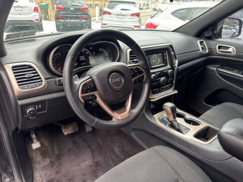 2017 Jeep Grand Cherokee Laredo