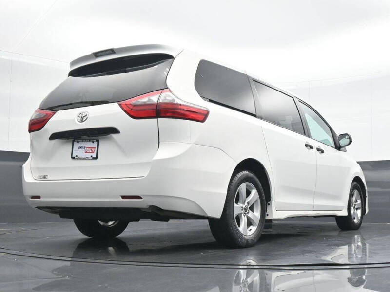 2020 Toyota Sienna L 7-Passenger