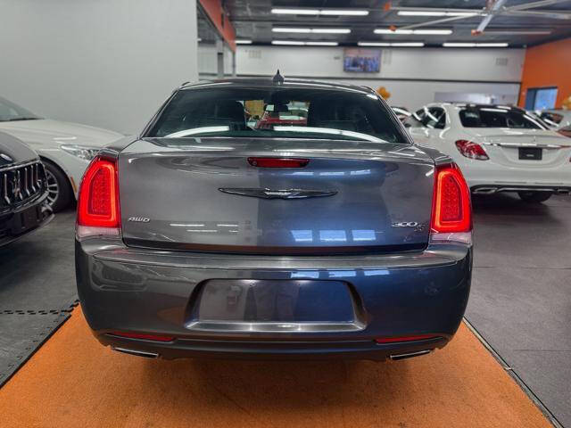 2019 Chrysler 300 S