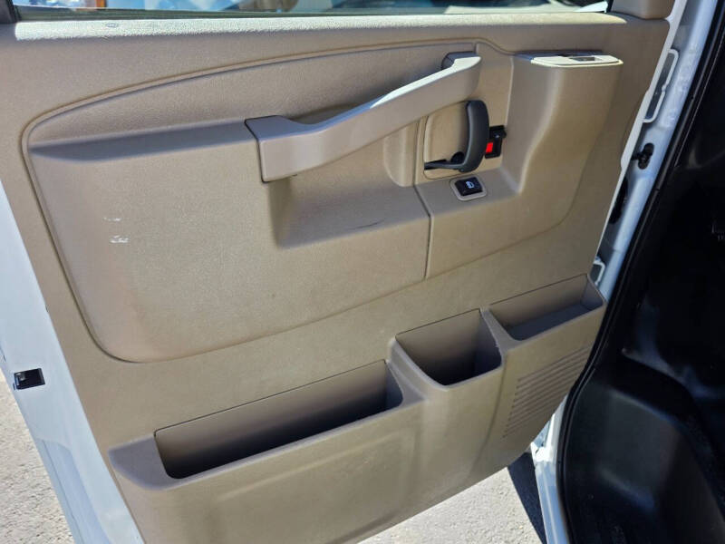 2020 Chevrolet Express 2500