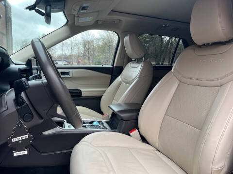 2024 Ford Explorer Platinum