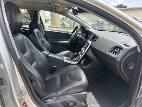 2015 Volvo V60 T5 Drive-E Premier