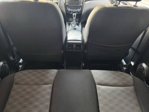 2020 Nissan Rogue Sport SV