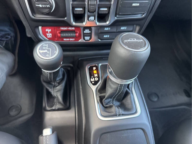 2026 Jeep Gladiator Shadow Ops