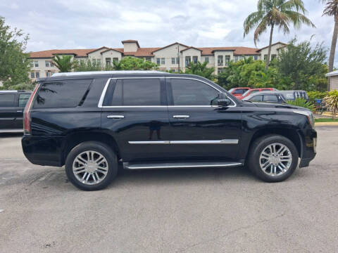 2016 Cadillac Escalade Standard