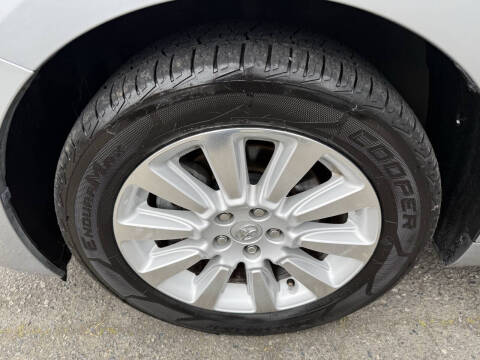 2015 Toyota Sienna LE 7-Passenger