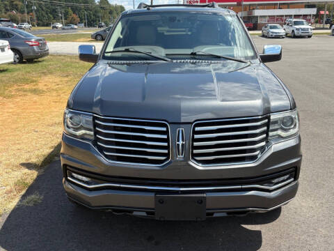 2017 Lincoln Navigator Select