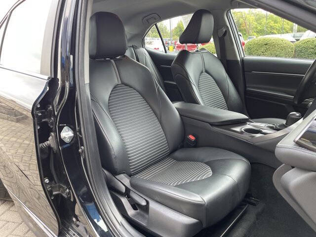 2023 Toyota Camry SE Nightshade