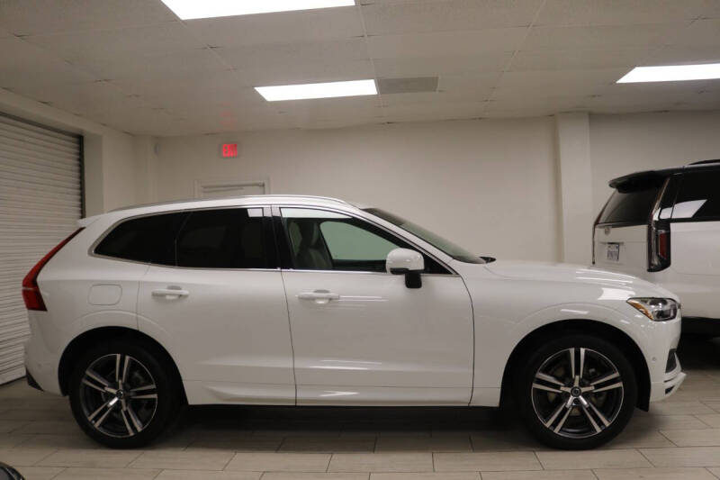 2019 Volvo XC60 T5 Momentum