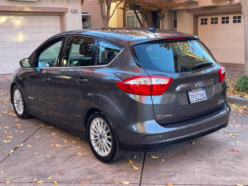 2016 Ford C-Max SEL photo 6