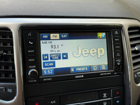 2012 Jeep Grand Cherokee Laredo