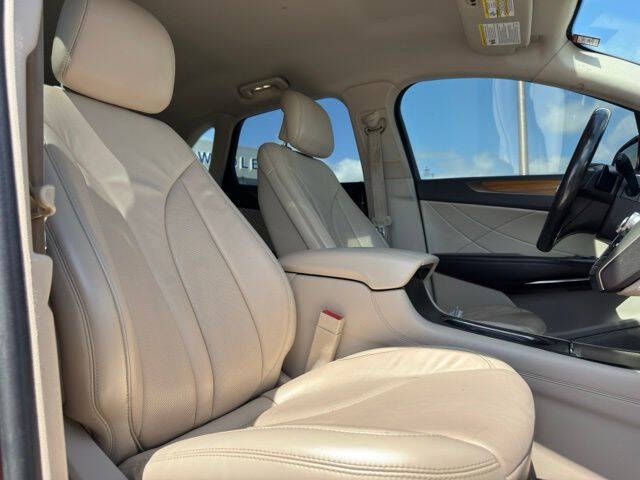 2019 Lincoln MKC Select