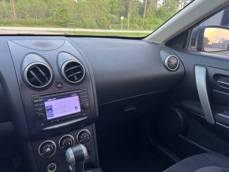 2011 Nissan Rogue SV