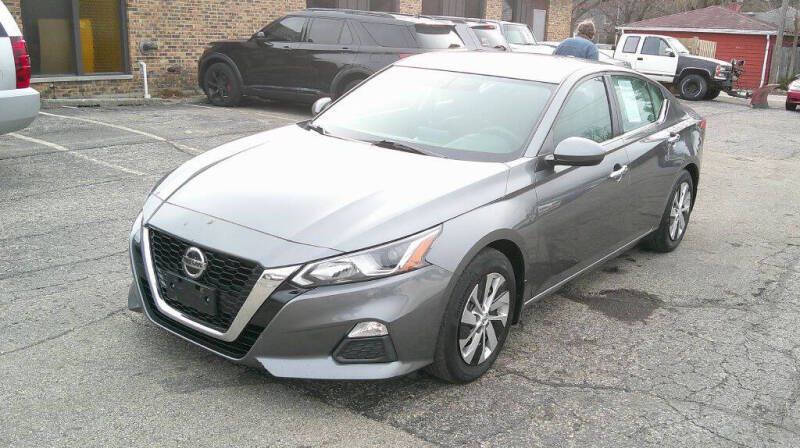 2020 Nissan Altima for sale at Loves Park Auto in Loves Park IL