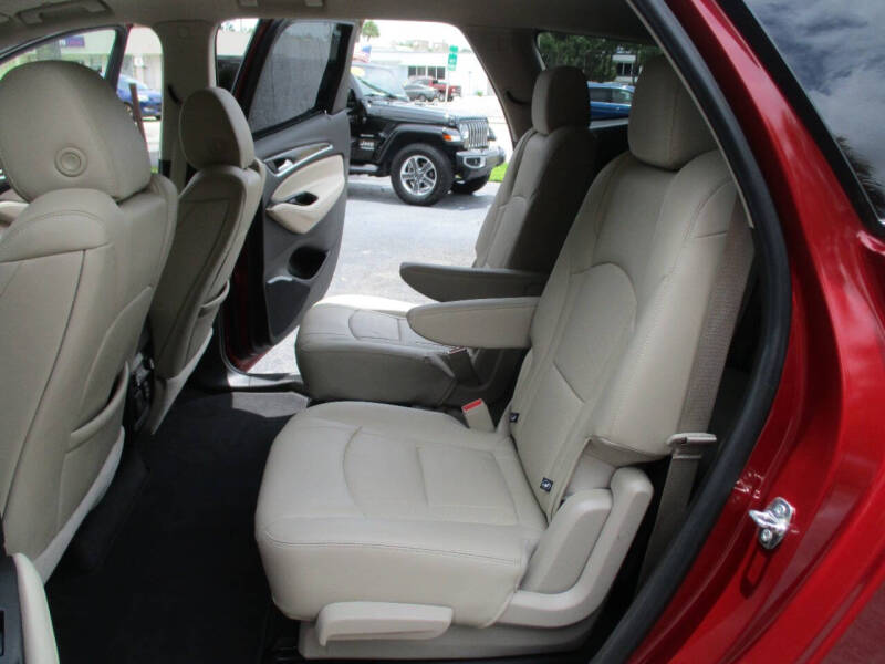 2020 Buick Enclave Essence