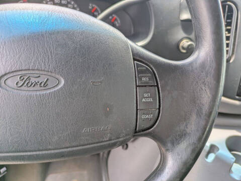 2001 Ford E-Series