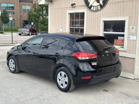 2018 Kia Forte5 LX