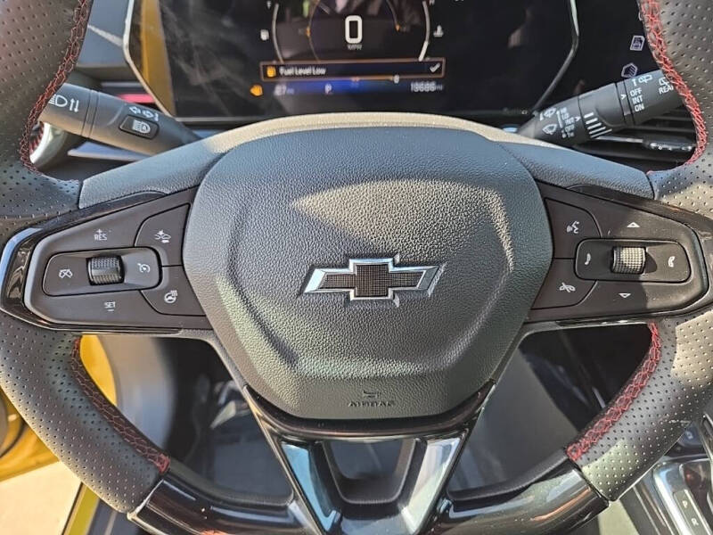 2025 Chevrolet Trax RS