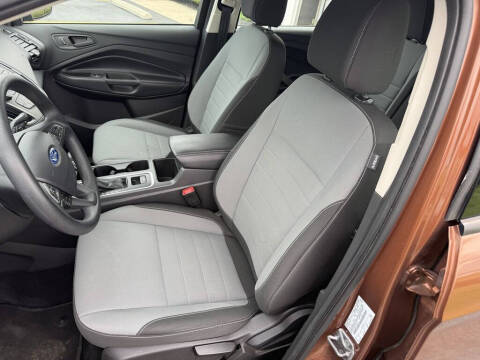 2017 Ford Escape S