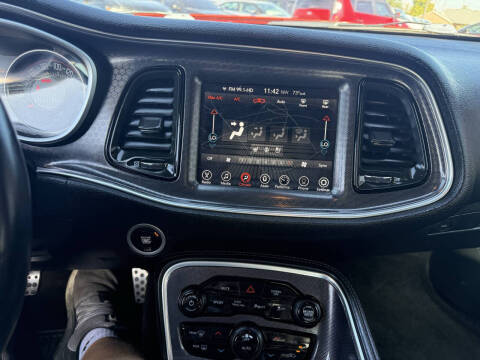 2017 Dodge Challenger R/T Scat Pack