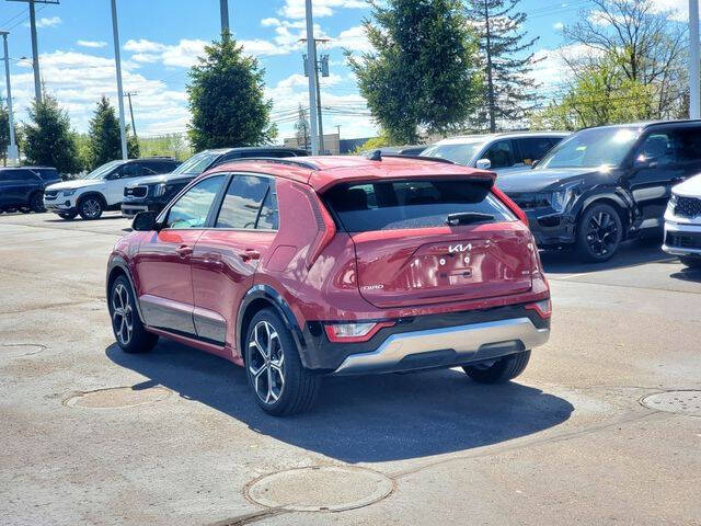 2023 Kia Niro EX Touring