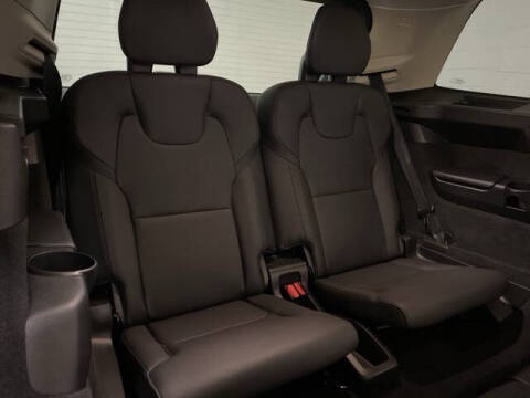 2025 Volvo XC90 B6 Plus Bright Theme 7P