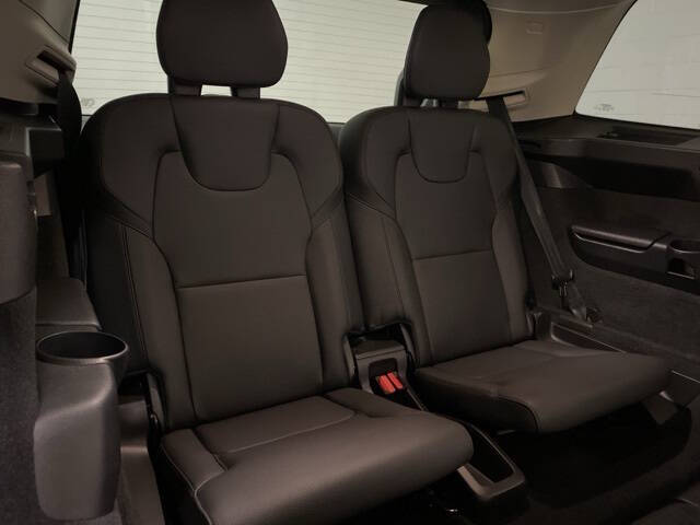 2025 Volvo XC90 B6 Plus Bright Theme 7P