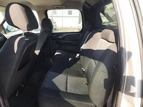 2011 Chevrolet Avalanche LS